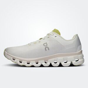 NWT ON Running Cloudflow 4 - Running Shoes - Women's Size 8